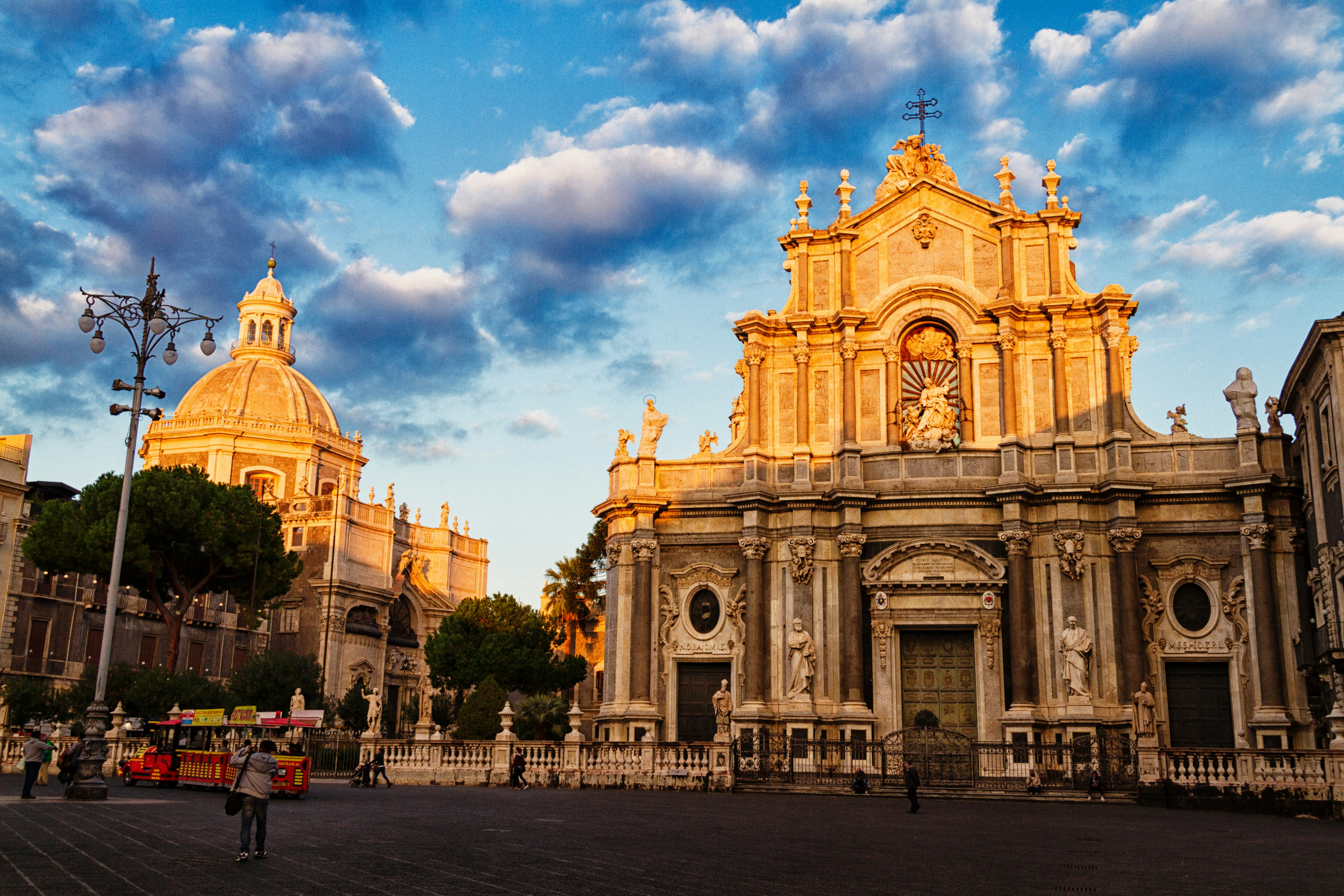 Catania — Reading the City Downwards in Catania
