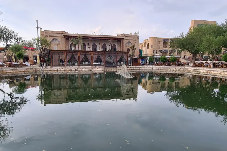The Lyab-i Hauz pond at the heart of the ensemble