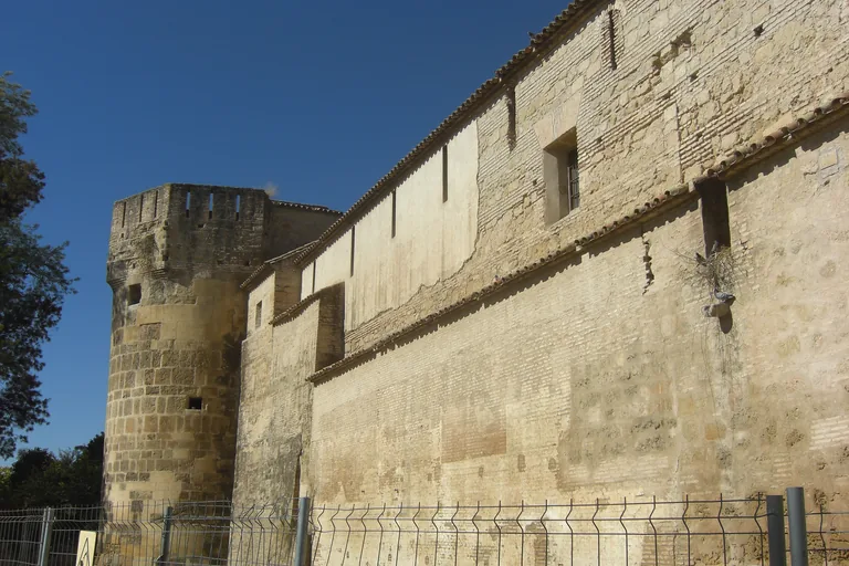 The Alcázar's towers and walls