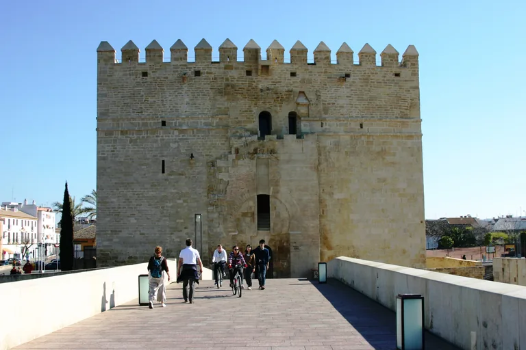 The Calahorra tower seen from the Roman bridge